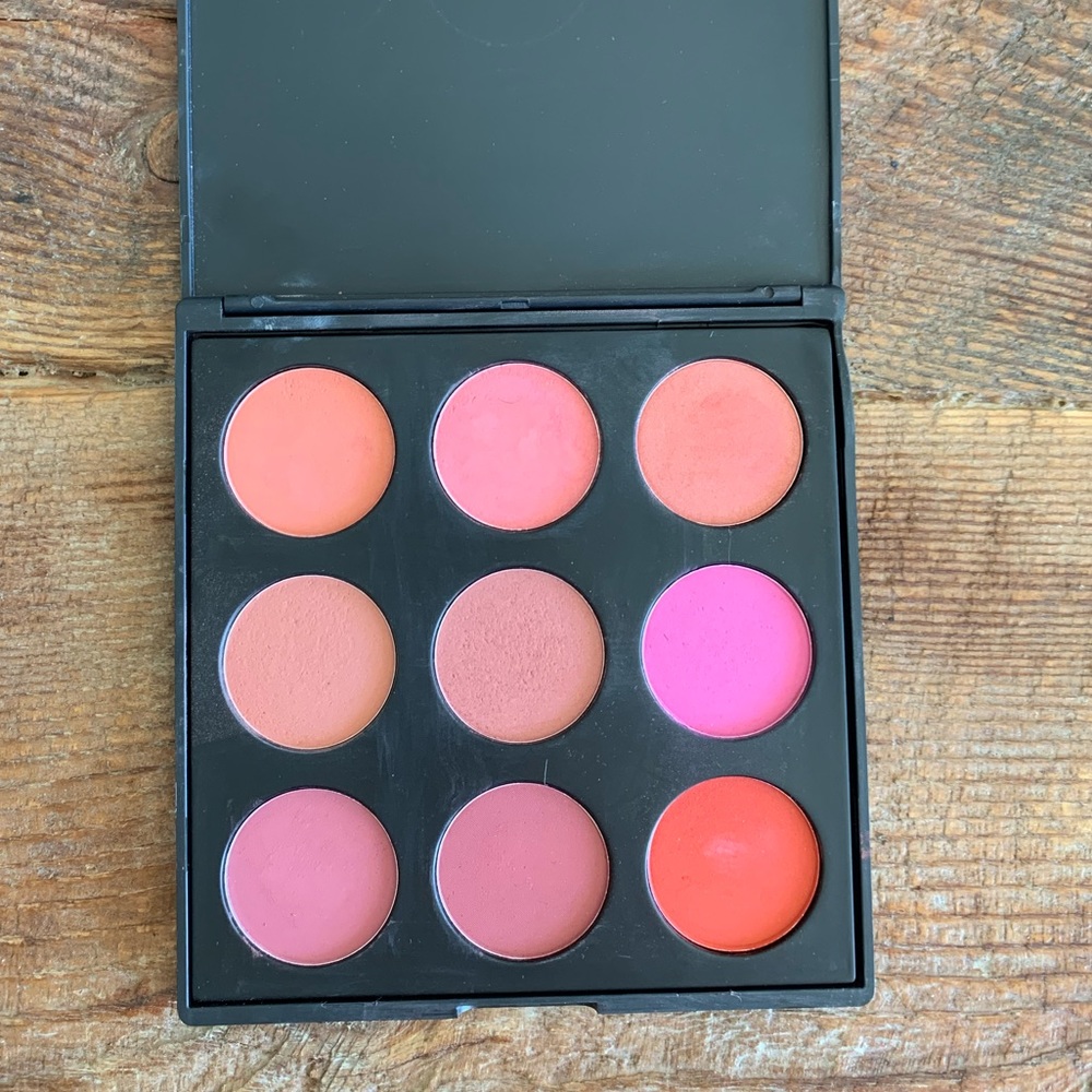 Morphe 9B blush palette